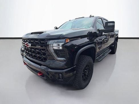 Used 2024 Chevrolet Silverado 2500 ZR2 w/ Technology Package AWD/4WD image 5