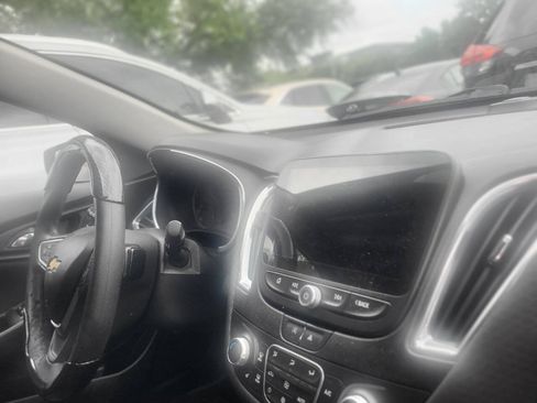 Used 2020 Chevrolet Malibu LT FWD image 61