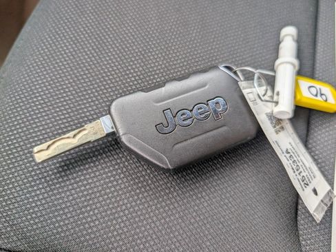 Used 2020 Jeep Wrangler Sport image 19