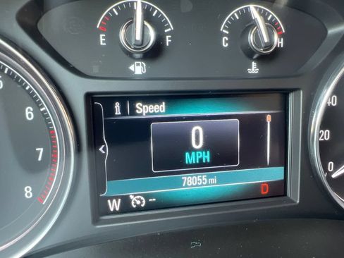 Used 2018 Buick Enclave Essence AWD/4WD image 26