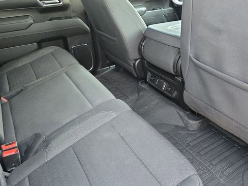 Used 2023 GMC Sierra 1500 Elevation image 16