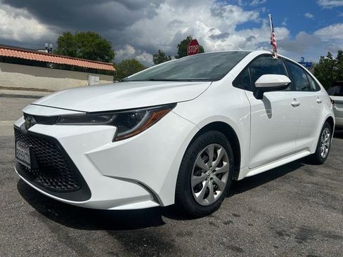 Used 2020 Toyota Corolla LE w/ Carpet Mat Package (TMS) image 1