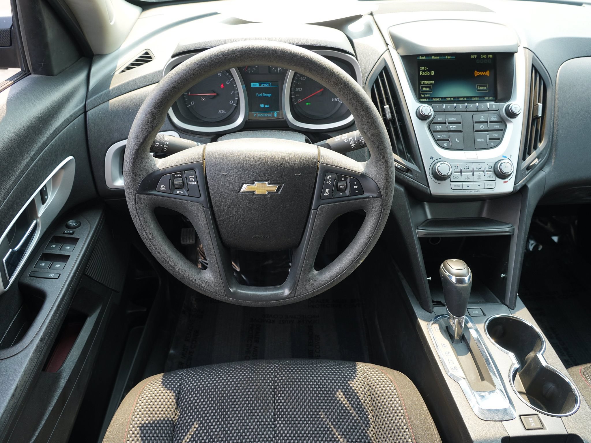 Used 2017 Chevrolet Equinox LS AWD/4WD image 21