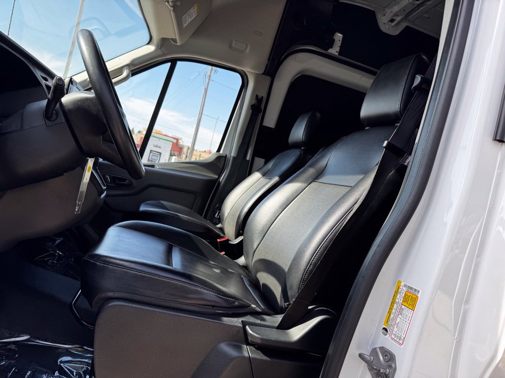 Used 2024 Ford Transit 250 148 High Roof Extended w/ Load Area Protection Package RWD image 5
