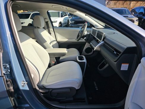 Used 2023 Hyundai Ioniq 5 SEL image 11