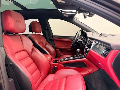 Used 2023 Porsche Macan GTS AWD/4WD image 19