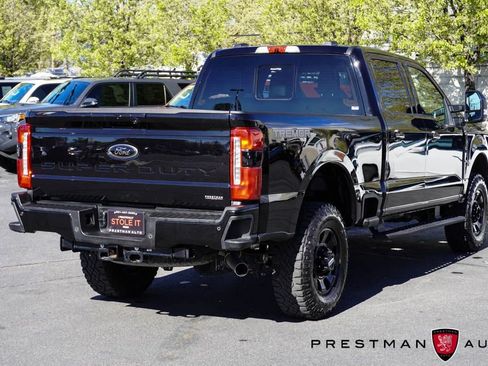 Used 2025 Ford F250 Lariat w/ Tremor Off-Road Package AWD/4WD image 29