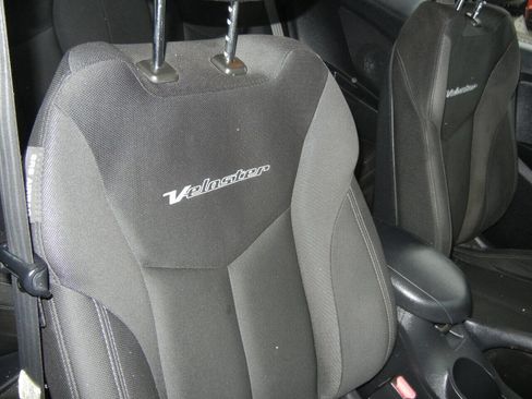 Used 2013 Hyundai Veloster image 25