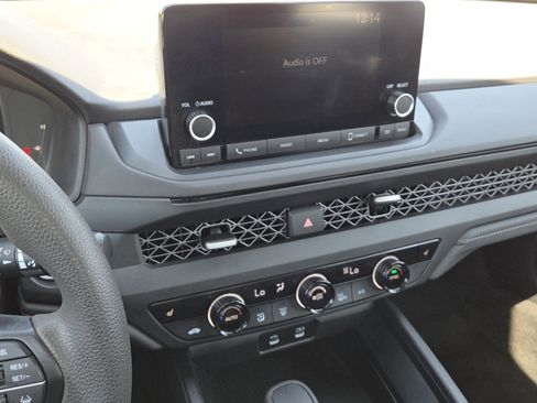 Used 2023 Honda Accord EX image 27