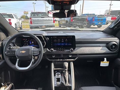 New 2026 Chevrolet Colorado W/T AWD/4WD image 17