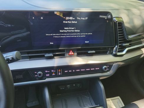 Used 2023 Kia Sportage EX FWD image 19
