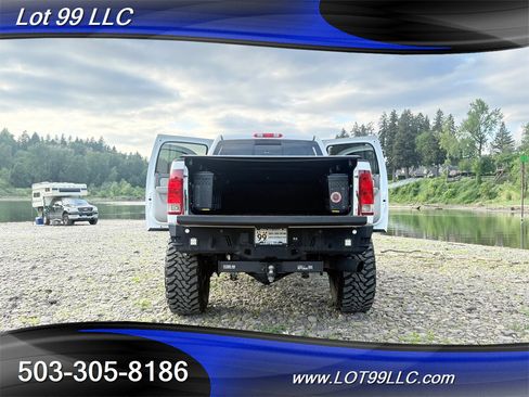 Used 2009 GMC Sierra 2500 SLT w/ Entertainment Package AWD/4WD image 30