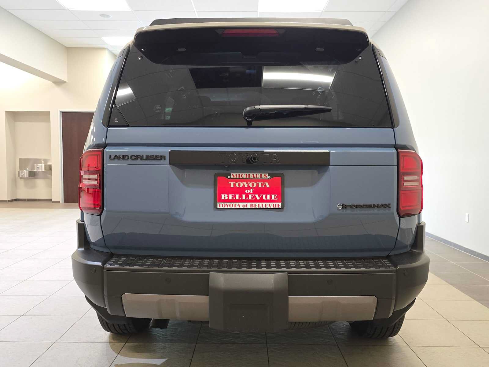 Used 2026 Toyota Land Cruiser w/ Premium Package AWD/4WD image 5