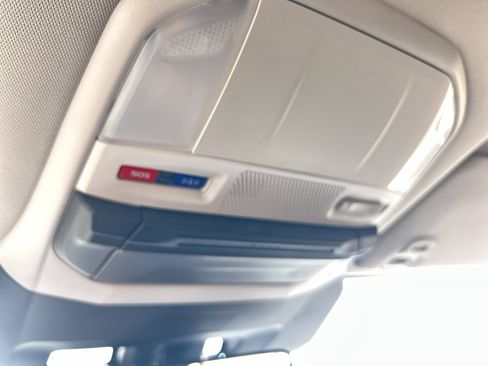 Used 2024 Subaru Ascent Premium w/ Convenience Package image 20