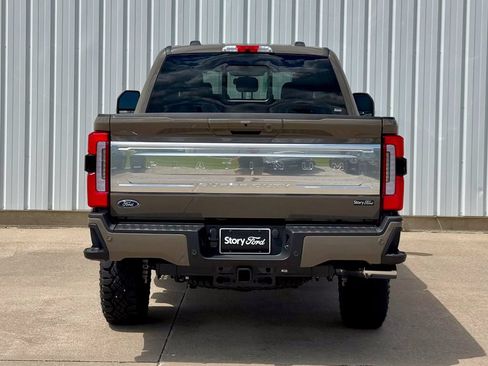 New 2026 Ford F250 Platinum w/ Platinum Plus Package AWD/4WD image 5