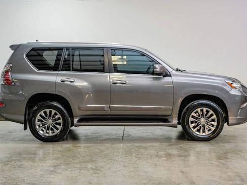 Used 2014 Lexus GX 460 Luxury image 12