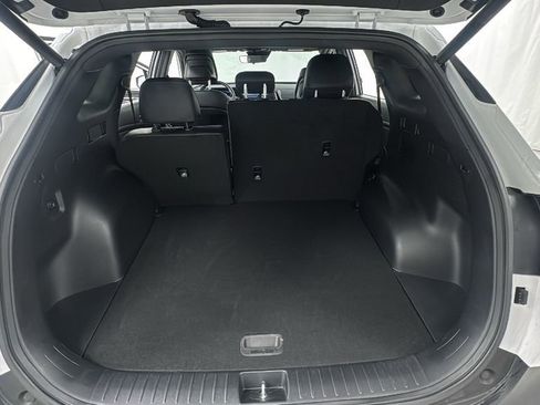 Used 2025 Kia Sportage X-Line w/ Premium Package image 15