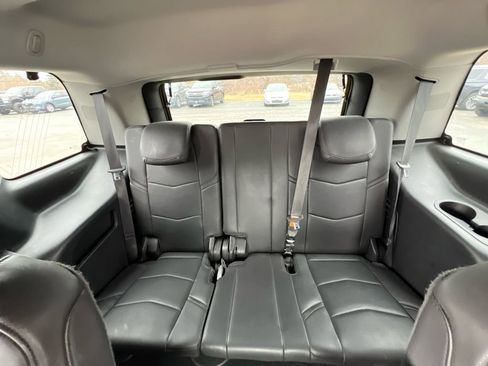 Used 2018 Cadillac Escalade Premium Luxury image 36