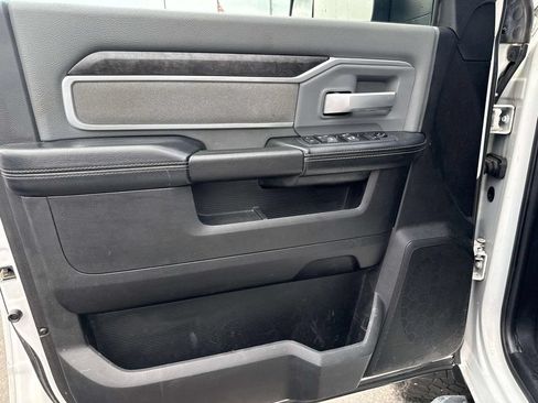 Used 2021 RAM 2500 Big Horn AWD/4WD image 14