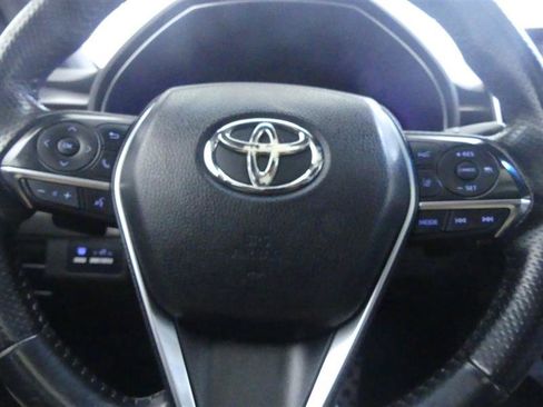 Used 2019 Toyota Avalon XSE w/ All Weather Liner Package FWD image 16