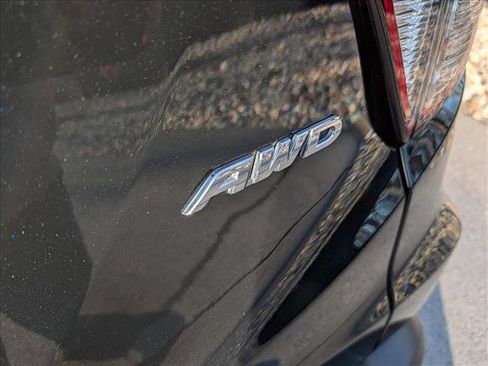 Used 2021 Honda HR-V LX image 18