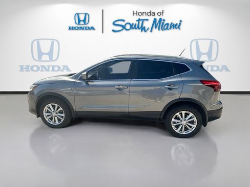 Used 2017 Nissan Rogue Sport SV image 4