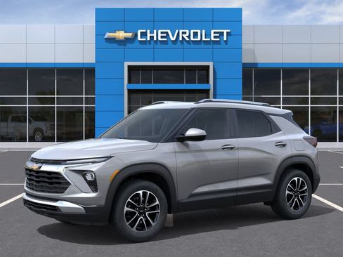 New 2026 Chevrolet TrailBlazer LT w/ Convenience Package AWD/4WD image 2
