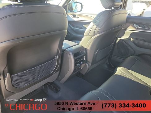 New 2026 Jeep Grand Cherokee Altitude AWD/4WD image 13