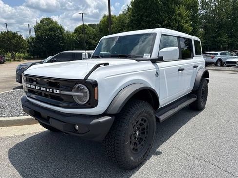 New 2026 Ford Bronco Outer Banks AWD/4WD image 5
