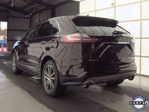 Used 2019 Ford Edge Titanium w/ Equipment Group 301A image 4