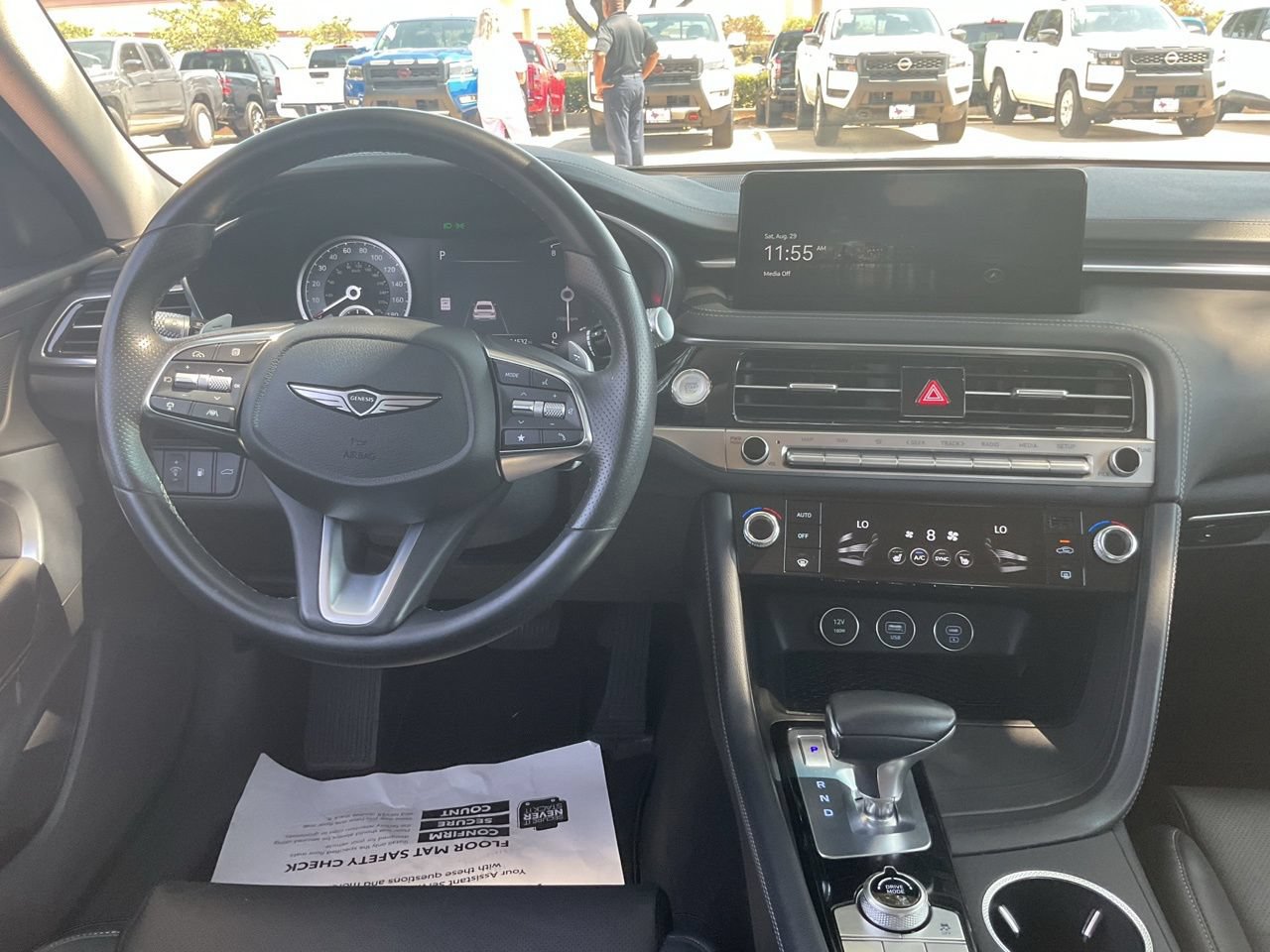 Used 2025 Genesis G70 2.5T RWD image 11