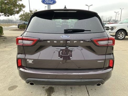 Certified 2023 Ford Escape ST-Line Select w/ Tech Pack #2 AWD/4WD image 5