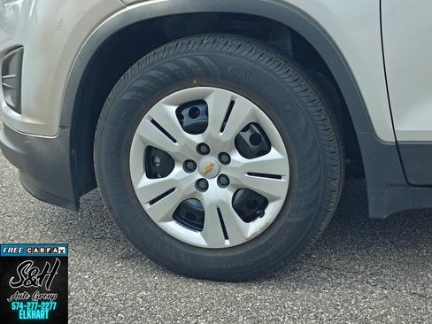 Used 2016 Chevrolet Trax LS FWD image 20