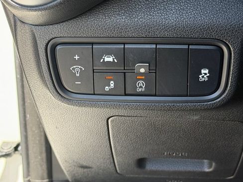 Used 2020 Kia Soul S FWD image 25