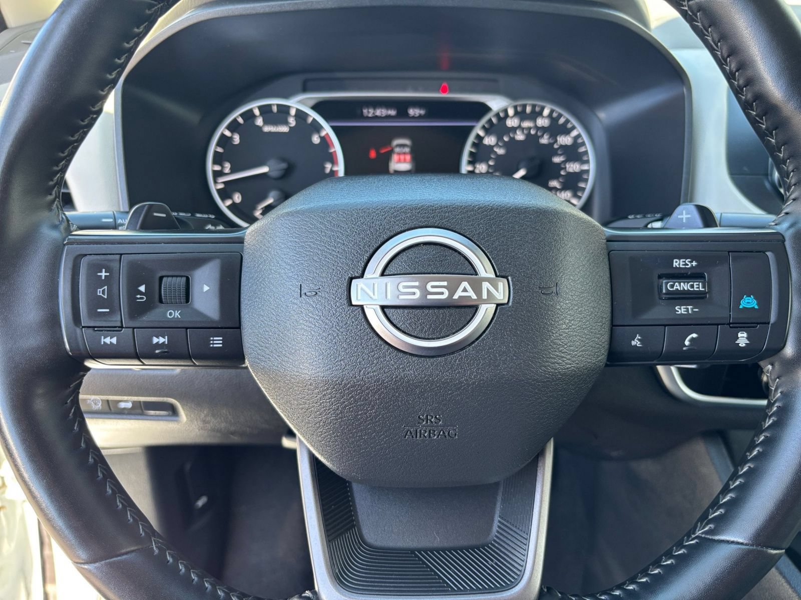 Used 2025 Nissan Rogue SV AWD/4WD image 29