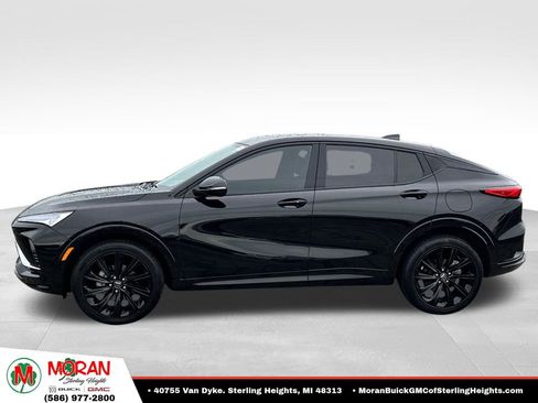 Used 2024 Buick Envista Sport Touring FWD image 2