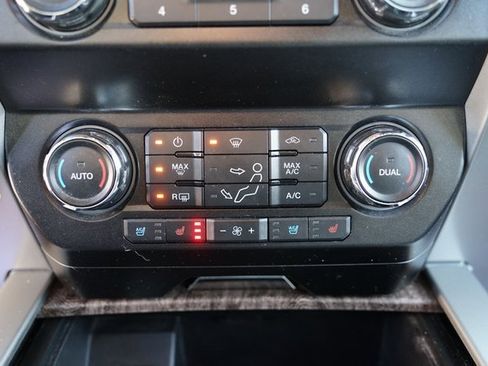 Certified 2019 Ford F250 Lariat w/ Lariat Ultimate Package image 17