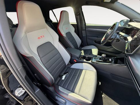 Used 2025 Volkswagen GTI Autobahn FWD image 19