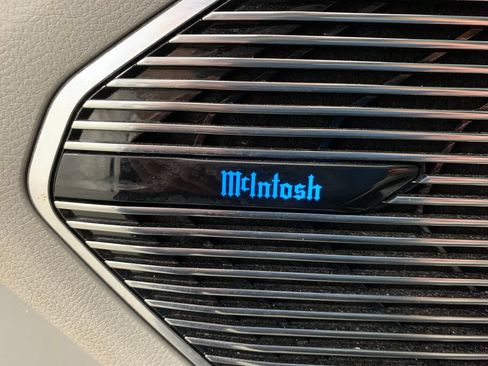 Used 2022 Jeep Grand Cherokee Overland AWD/4WD image 19