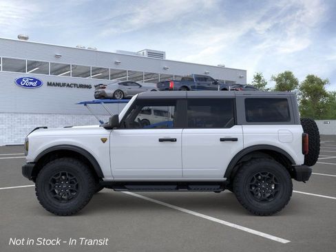 New 2026 Ford Bronco Badlands AWD/4WD image 3