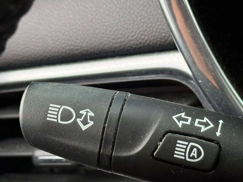 Used 2020 Chevrolet Equinox LT AWD/4WD image 22