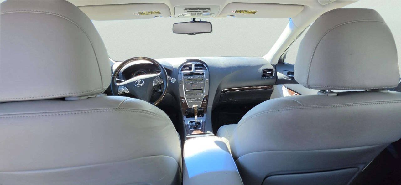 Used 2011 Lexus ES 350 FWD image 8