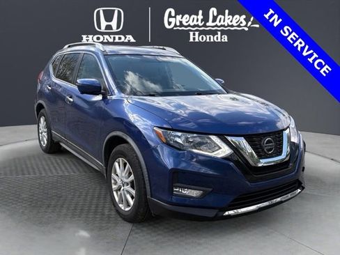 Used 2018 Nissan Rogue SV w/ Premium Package FWD image 1