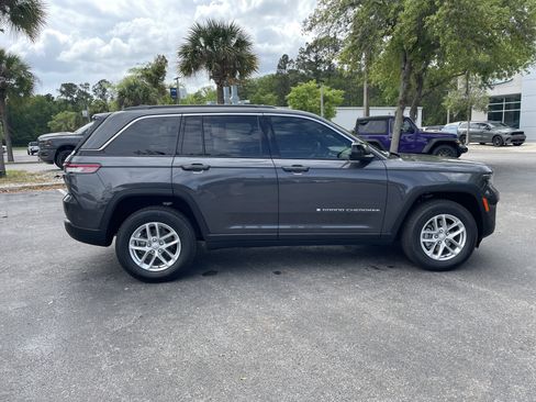 New 2026 Jeep Grand Cherokee Laredo X RWD image 10