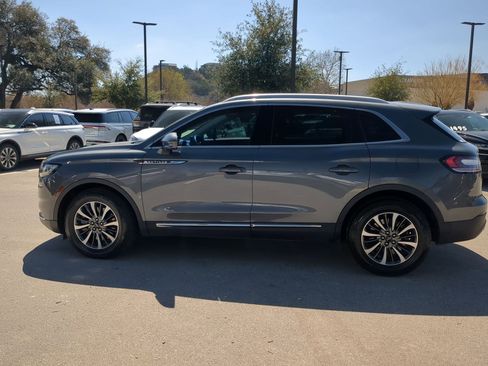 Used 2023 Lincoln Nautilus AWD w/ Premium Package image 6