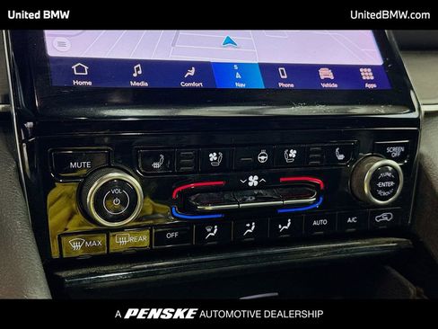 Used 2021 Jeep Grand Cherokee L Overland w/ Luxury Tech Group IV image 11