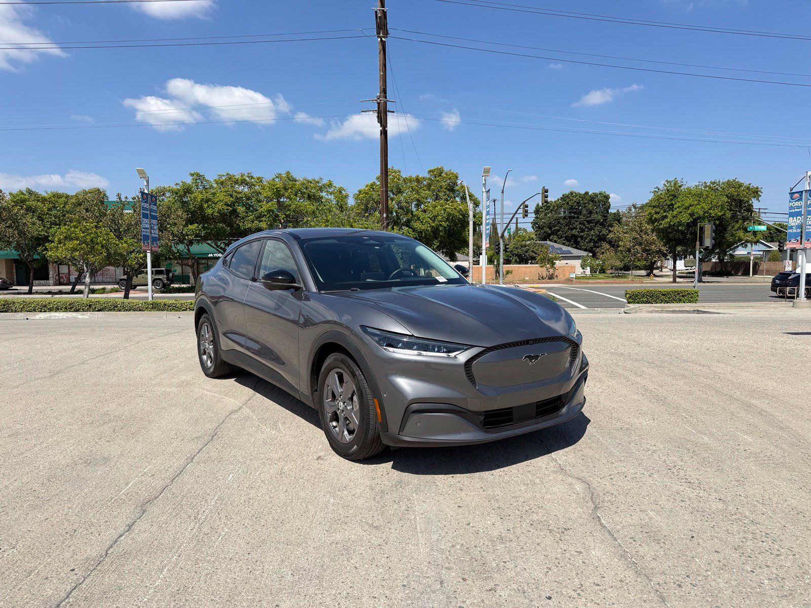 Used 2023 Ford Mustang Mach-E Select RWD image 4