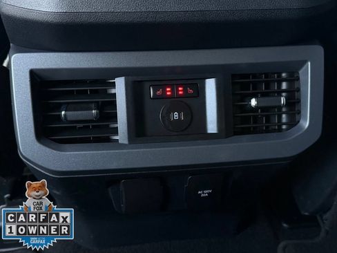 Used 2024 Ford F250 Lariat w/ Sport Appearance Package AWD/4WD image 24