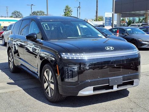 New 2026 Hyundai Ioniq 9 SEL AWD/4WD image 3