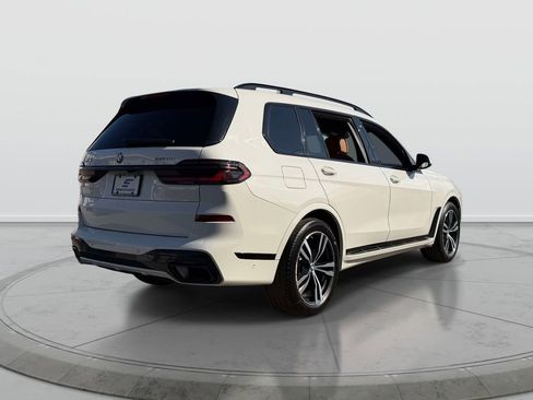 Used 2026 BMW X7 xDrive40i image 8